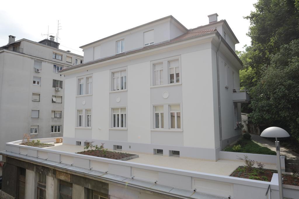 Lobagola B&B Zagreb Ngoại thất bức ảnh