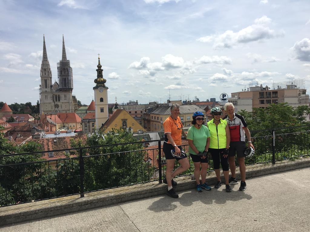 Lobagola B&B Zagreb Ngoại thất bức ảnh